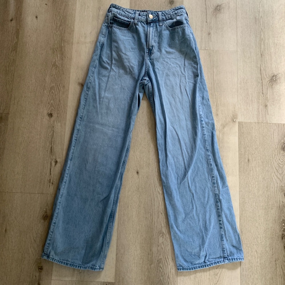 Hollister Ultra High-Rise Baggy Jeans Light Wash Blue Denim 0R W25R 100% Cotton